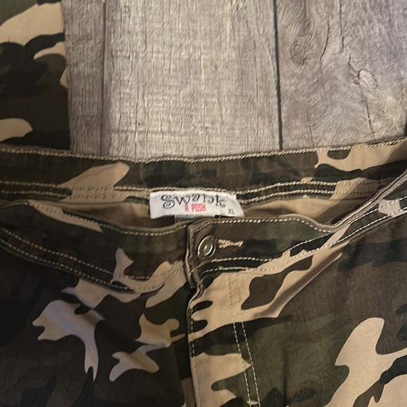 camo jeans boot cut - Picture 2 of 2